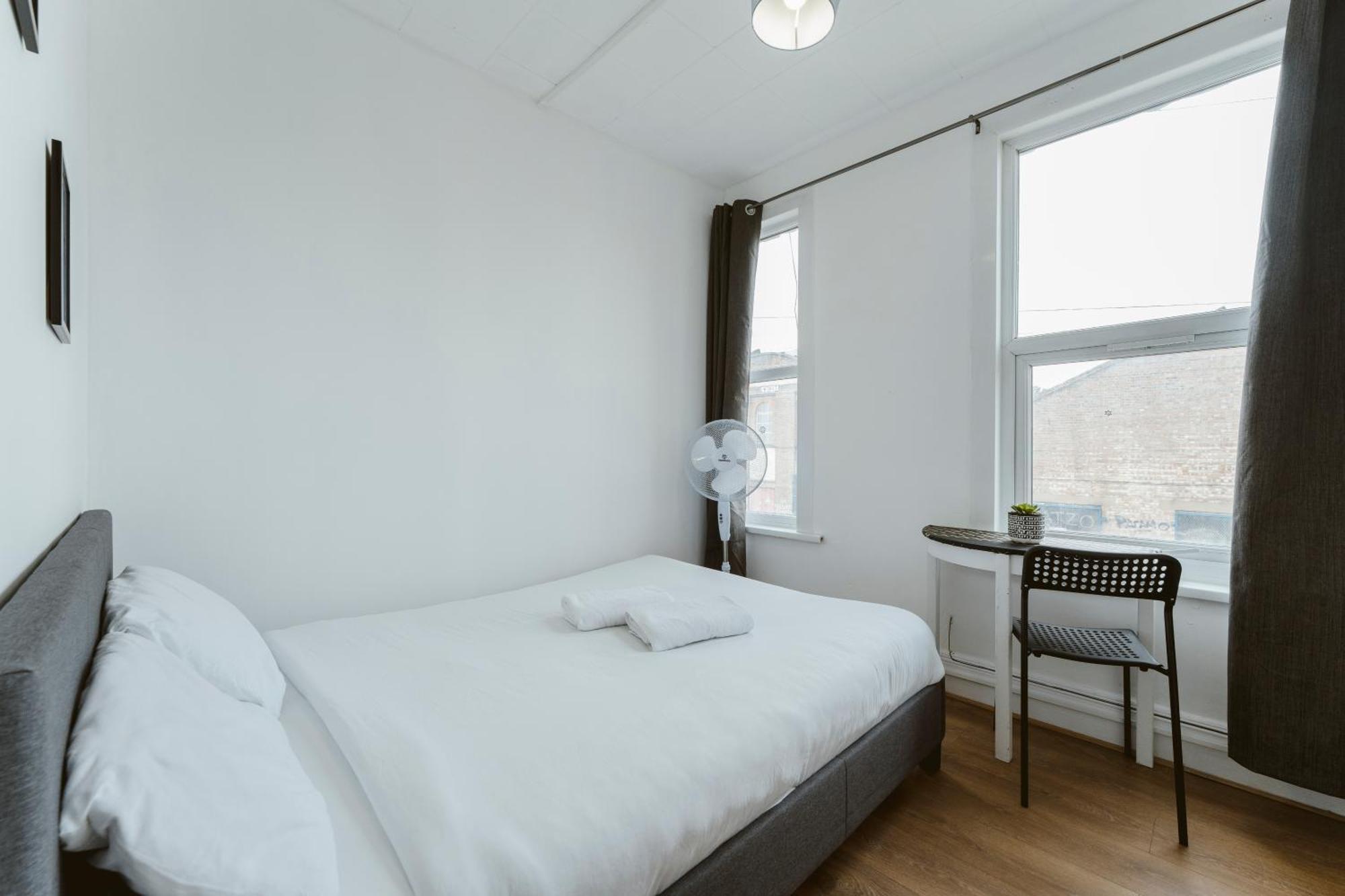 Manor House Great Rooms To Stay London Exterior photo