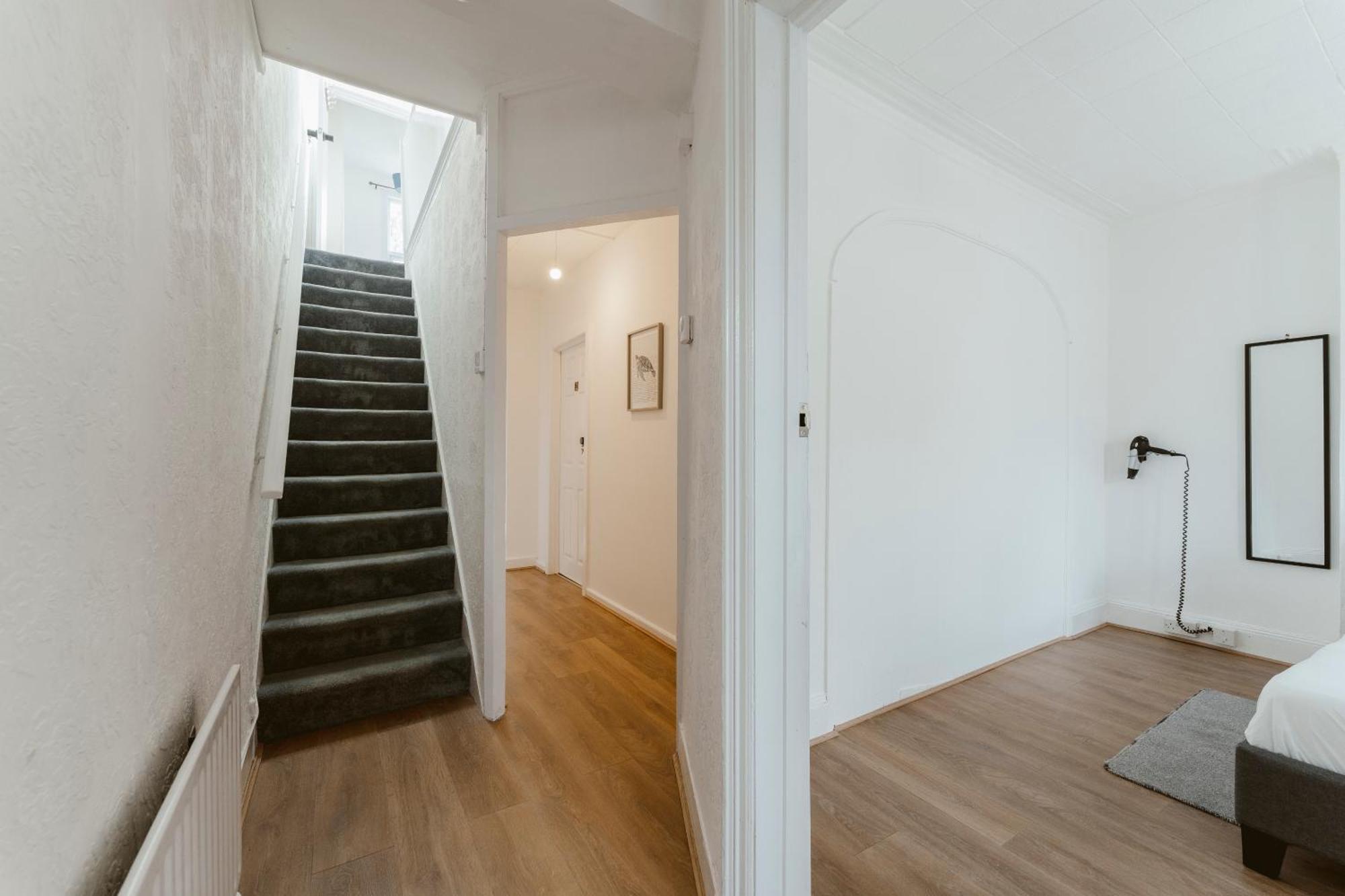 Manor House Great Rooms To Stay London Exterior photo